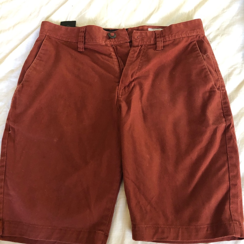 VOLCOM Rust Colored Shorts